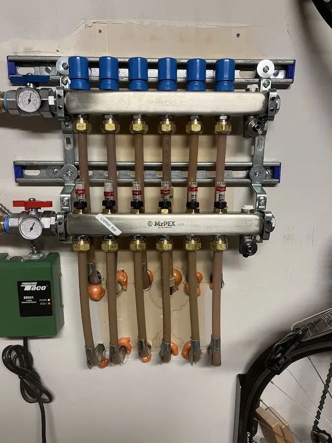 Plumber performing Sink Repair at a residential property in Los Banos